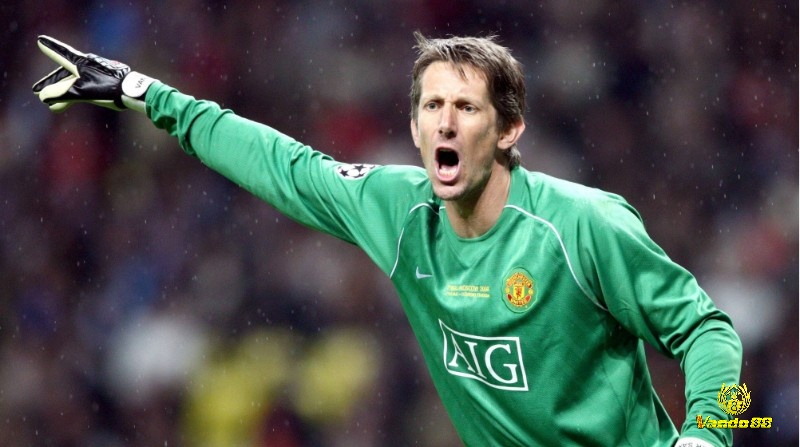 Hình ảnh thủ môn Van der Sar